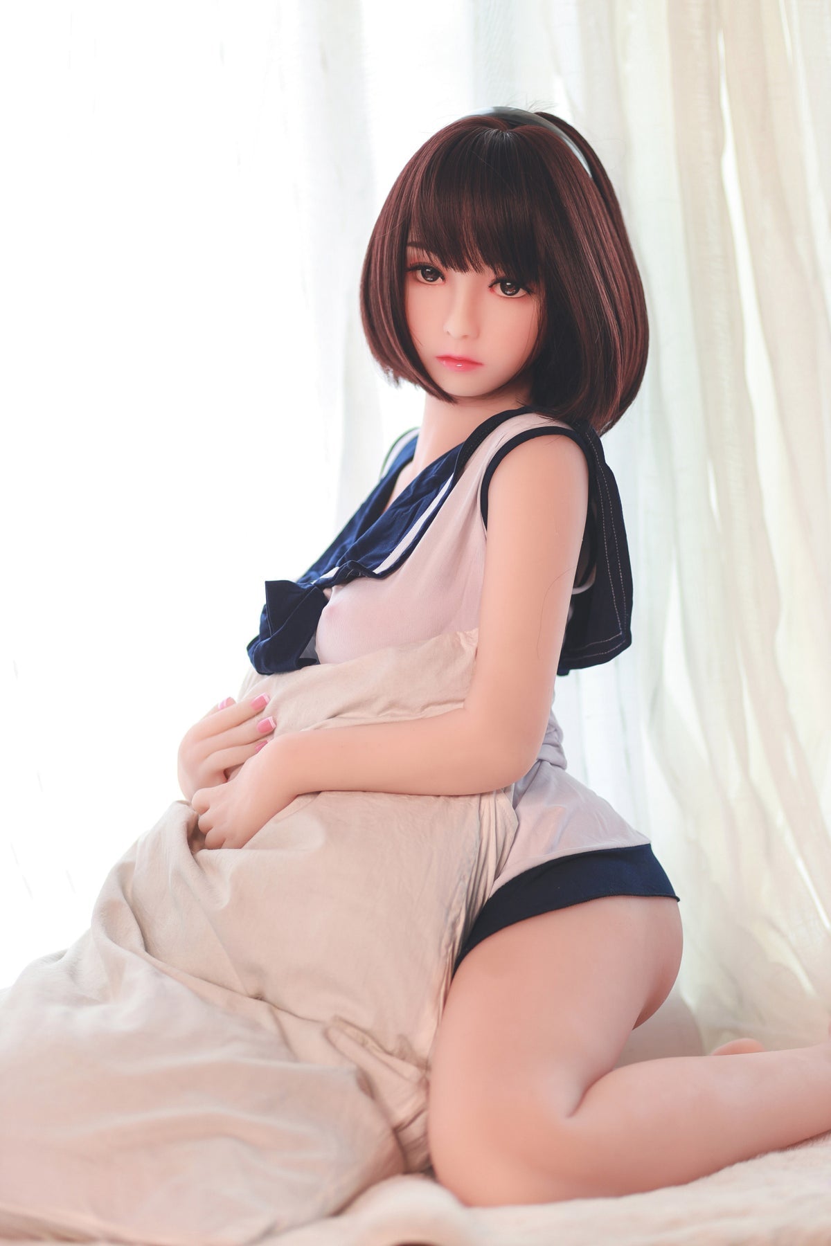 Nizomi: Petite Asian Sex Doll